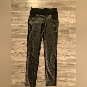 NWT SR Stretch Faux Leather Ponte Leggings
